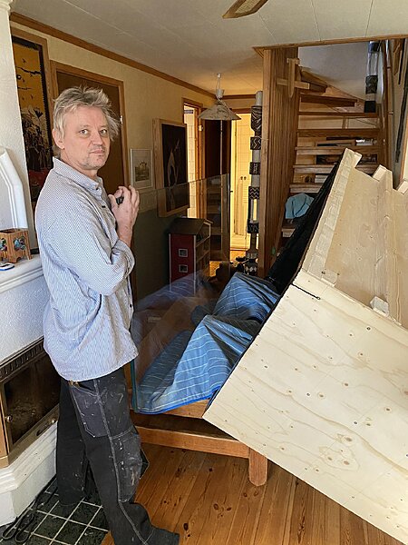 Klicka på bilden för större version

Namn: Rutan på väg in i karet.jpg
Visningar: 764
Storlek: 526,2 KB
ID: 760800